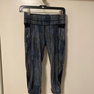 Athleta women’s cropped leggings